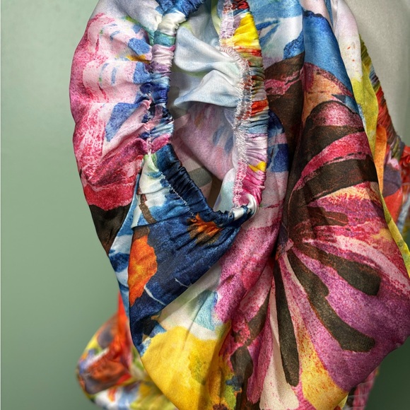 Colorful Floral Women's Blouse - Picture 4 of 5